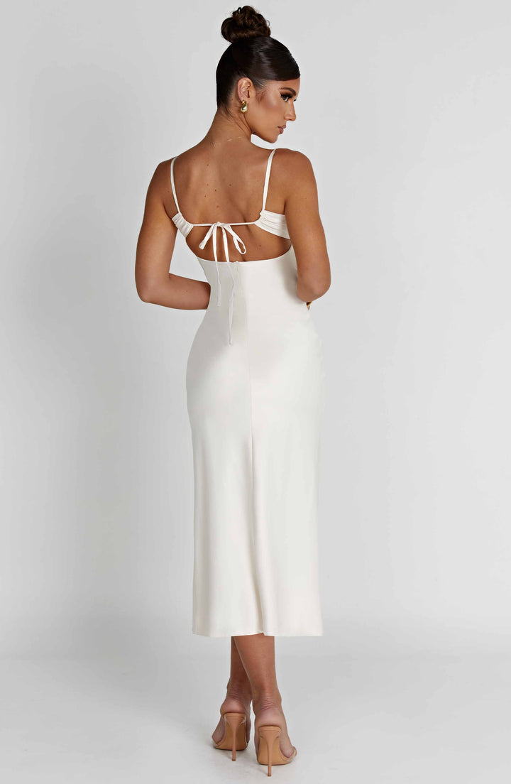 Gweeks - Ivory Elegance Midi Elbise - gweeks.com