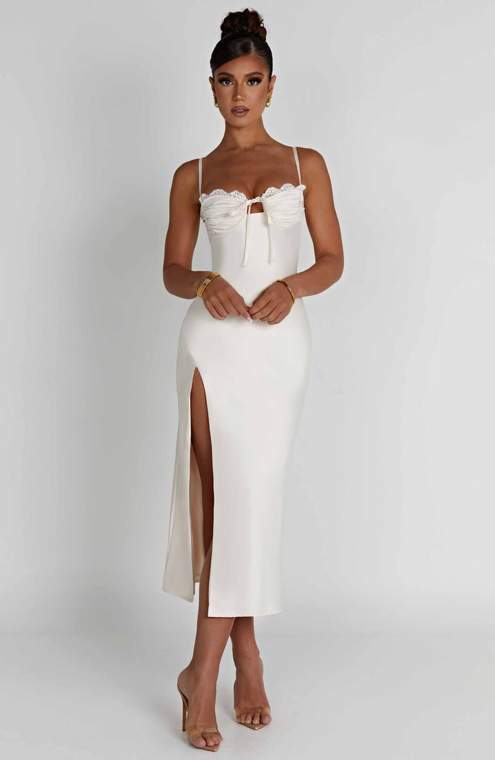 Gweeks - Ivory Elegance Midi Elbise - gweeks.com