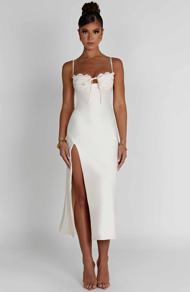 Gweeks - Ivory Elegance Midi Elbise - gweeks.com