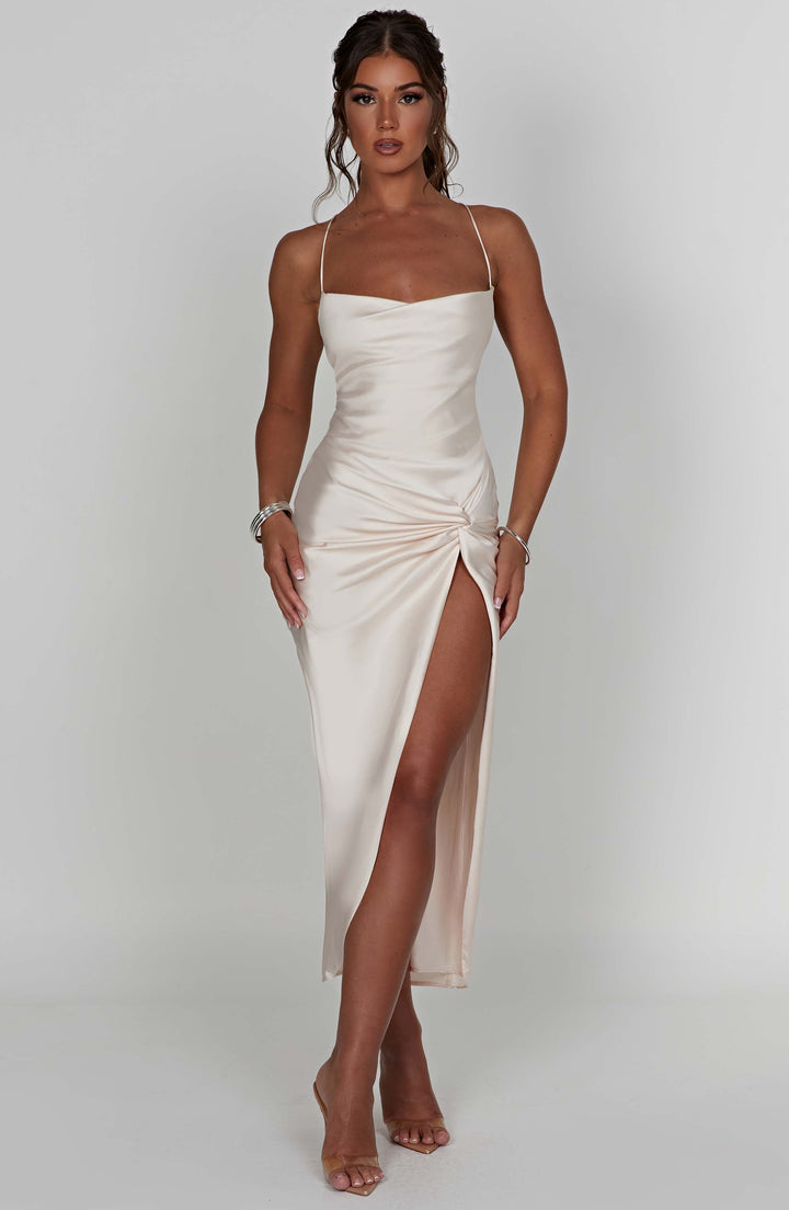 Gweeks - Satin Serenity Drapeli Yırtmaç Detaylı Elbise - gweeks.com
